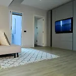 Apartman Garibaldi 4 Penthouse 1br With Terrace & View, Old Town Olbia