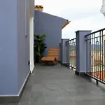 Appartement Garibaldi 4 Penthouse 1br With Terrace & View, Old Town Olbia