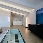 Garibaldi 4 Penthouse 1br With Terrace & View, Old Town Διαμέρισμα