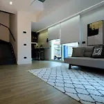 Garibaldi 4 Penthouse 1br With Terrace & View, Old Town