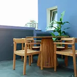Garibaldi 4 Penthouse 1br With Terrace & View, Old Town Όλμπια