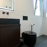 Garibaldi 4 Penthouse 1br With Terrace & View, Old Town Διαμέρισμα *