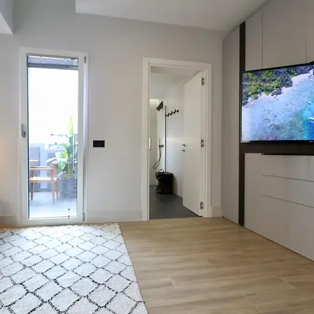 Garibaldi 4 Penthouse *
