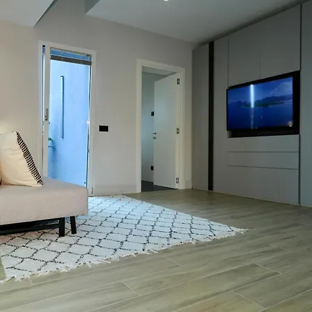 Apartment Luxurious Garibaldi Penthouse - Big Terrace - Great View - Renovated - Historical Centre Olbia