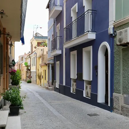 Luxurious Garibaldi Penthouse - Big Terrace - Great View - Renovated - Historical Centre * Olbia