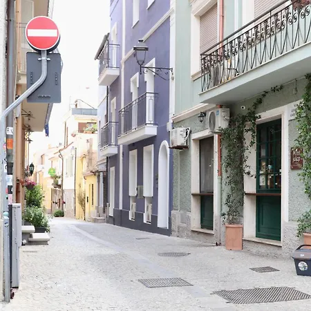 Luxurious Garibaldi Penthouse - Big Terrace - Great View - Renovated - Historical Centre Appartamento Olbia