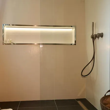 Apartment Luxurious Garibaldi Penthouse - Big Terrace - Great View - Renovated - Historical Centre