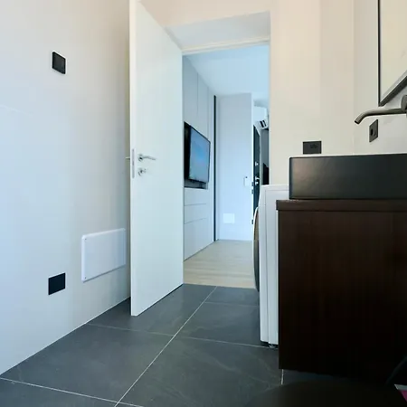 Luxurious Garibaldi Penthouse - Big Terrace - Great View - Renovated - Historical Centre Apartment Olbia