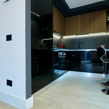 Garibaldi 4 Penthouse *