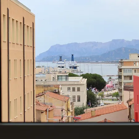Garibaldi 4 Penthouse *