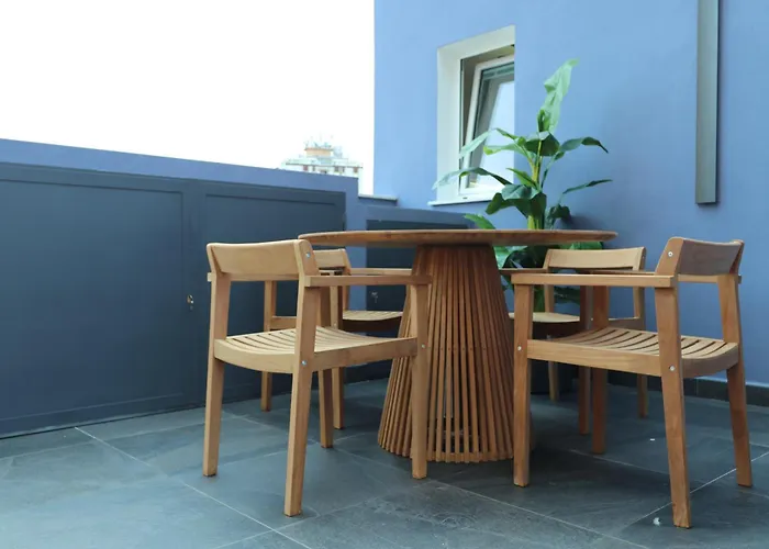 Luxurious Garibaldi Penthouse - Big Terrace - Great View - Renovated - Historical Centre *