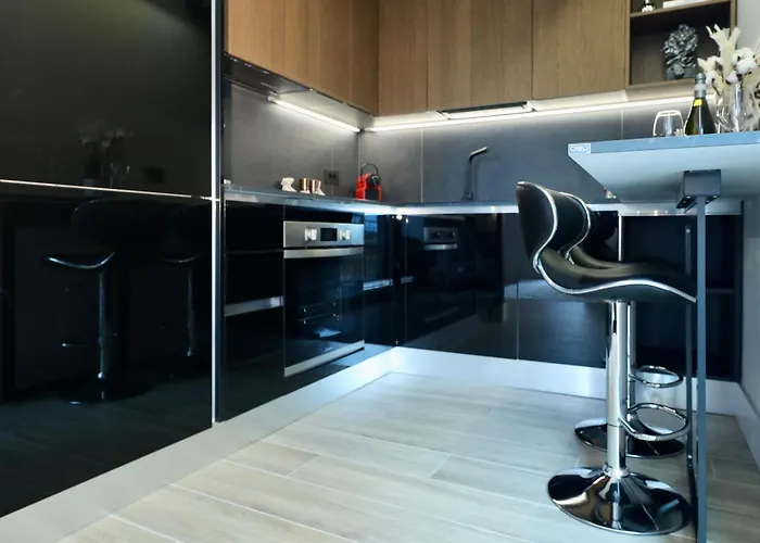 Luxurious Garibaldi Penthouse - Big Terrace - Great View - Renovated - Historical Centre * Olbia