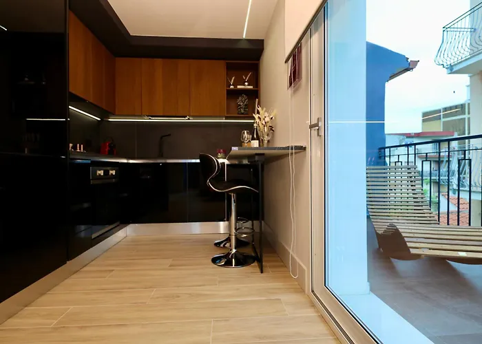 Luxurious Garibaldi Penthouse - Big Terrace - Great View - Renovated - Historical Centre Olbia